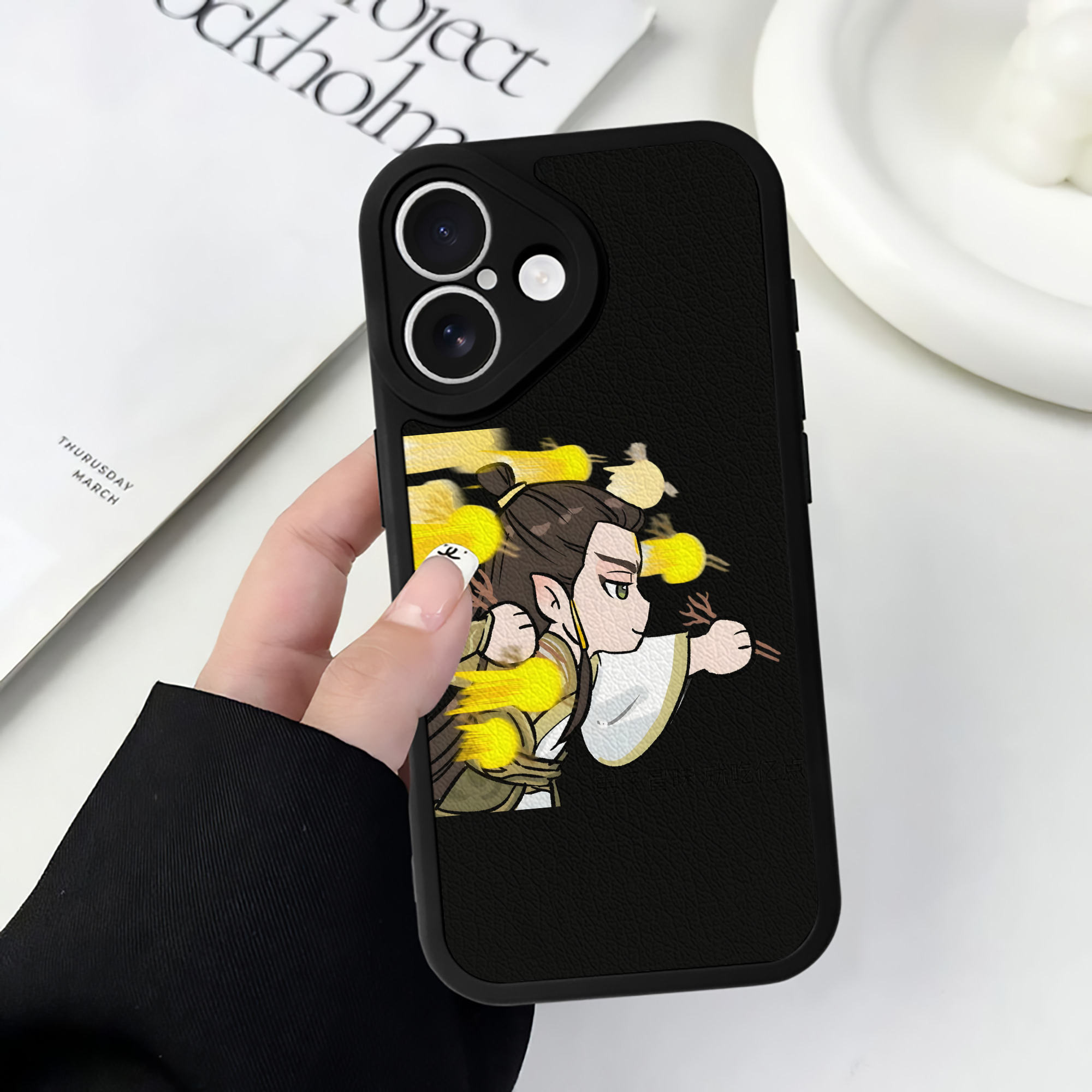 （画像用） Ne Zha 2 ナタ 魔童の大暴れ 【iPhone 16シリーズ対応】シリコンスマホケース（レザー調） 材質：シリコン